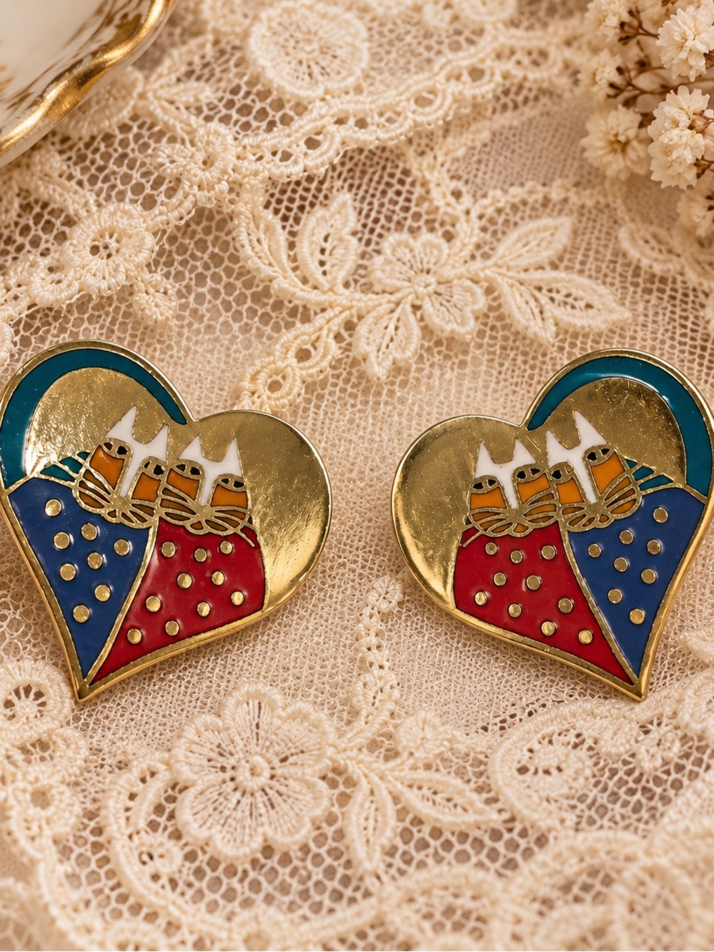 Vintage Laurel Burch Valentine Cats Heart Earrings Red Blue Enamel Gold Tone